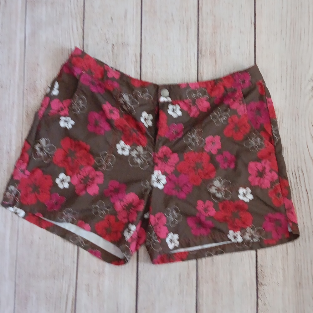 Reel Legends XL shorts brown red floral EUC.